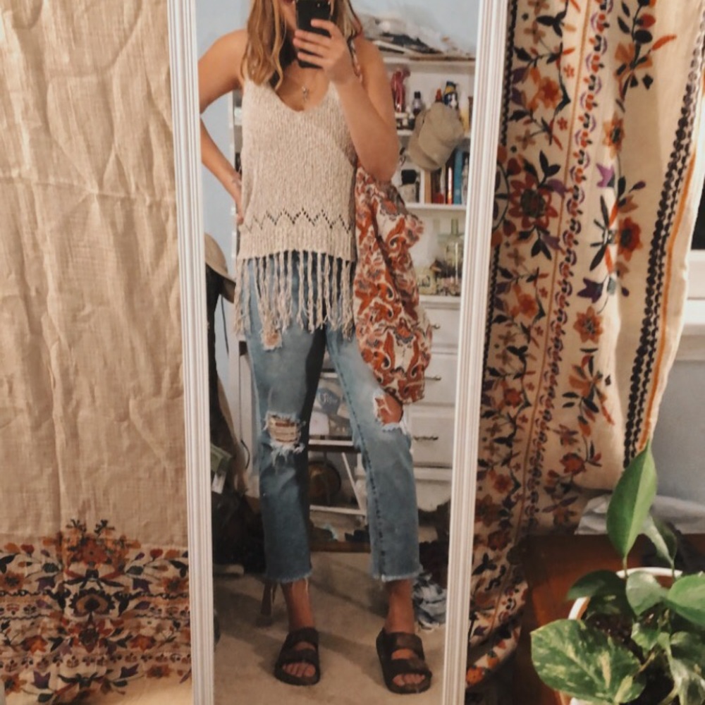 Knit fringe tank top!